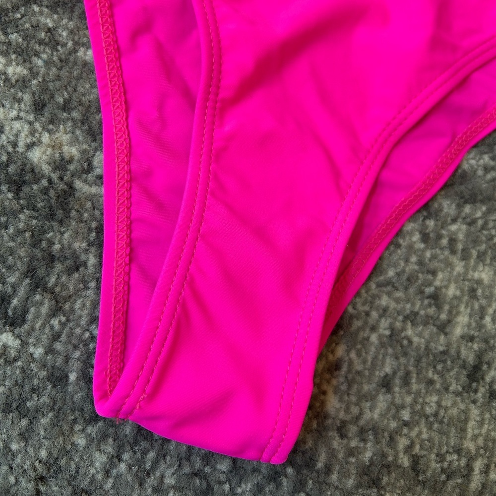 SHEIN Hot Pink Triangle High-Waisted Bikini - Picture 6 of 7